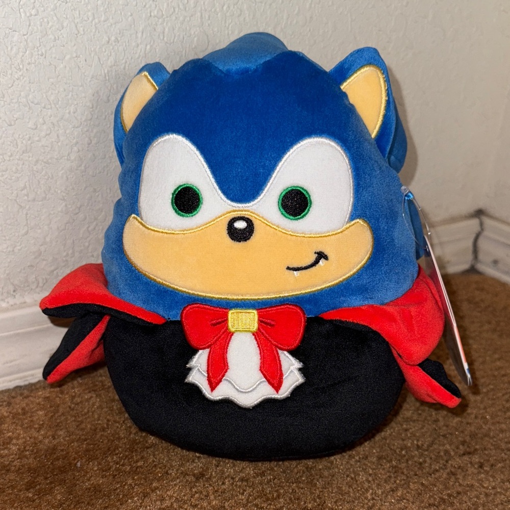 Sonic the Hedgehog Squishmallow Toy Blue and Red NWT 8”